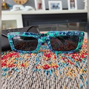 DIFF Indy Blue/Green Tortoise Sunglasses